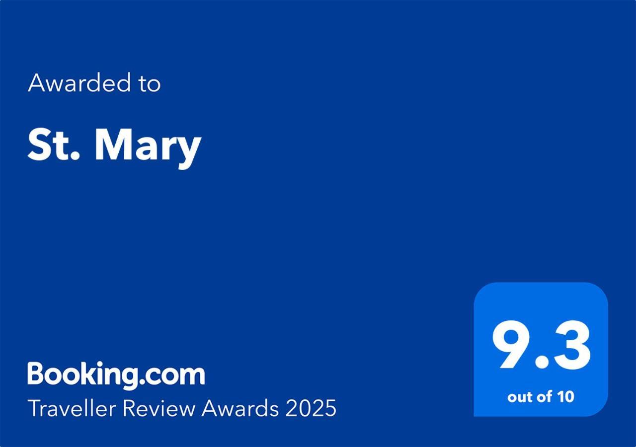 St. Mary Apartment Qormi Luaran gambar
